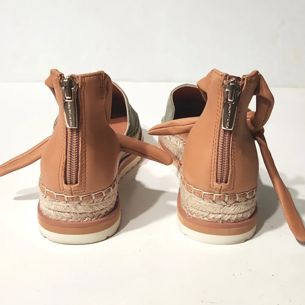 Vince Camuto Binadee Leather Platform Espadrilles Olive Size 6M EUC!!